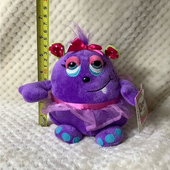 Purple Oogarella Stuffed Animal by GANZ - Picture 3 of 9